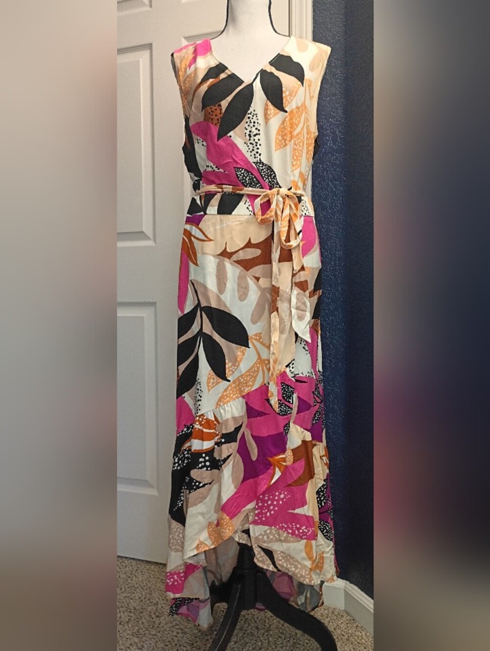 Apt. 9 Pink, Black & Cream Leaf-Print High-Low Maxi Dress